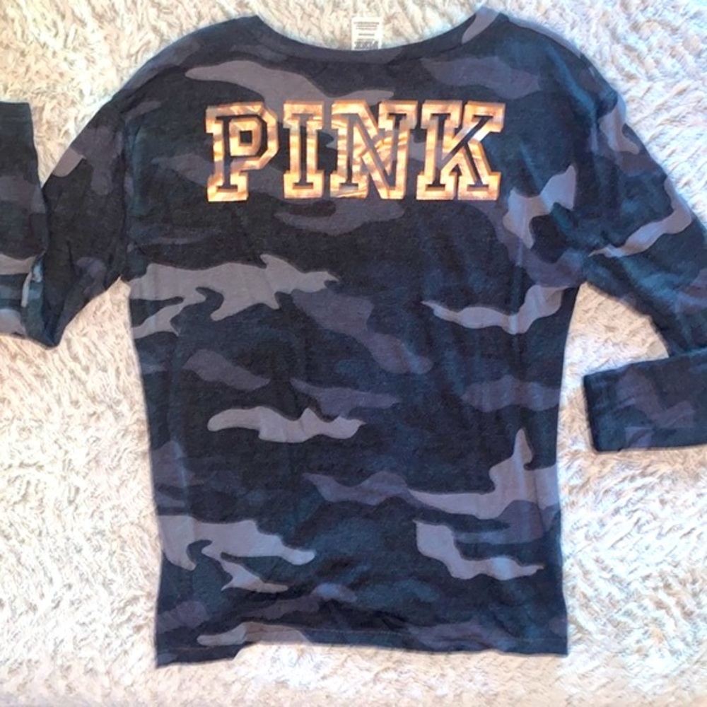 NEW WITHOUT TAGS,VS PINK Long Sleeve Shirt